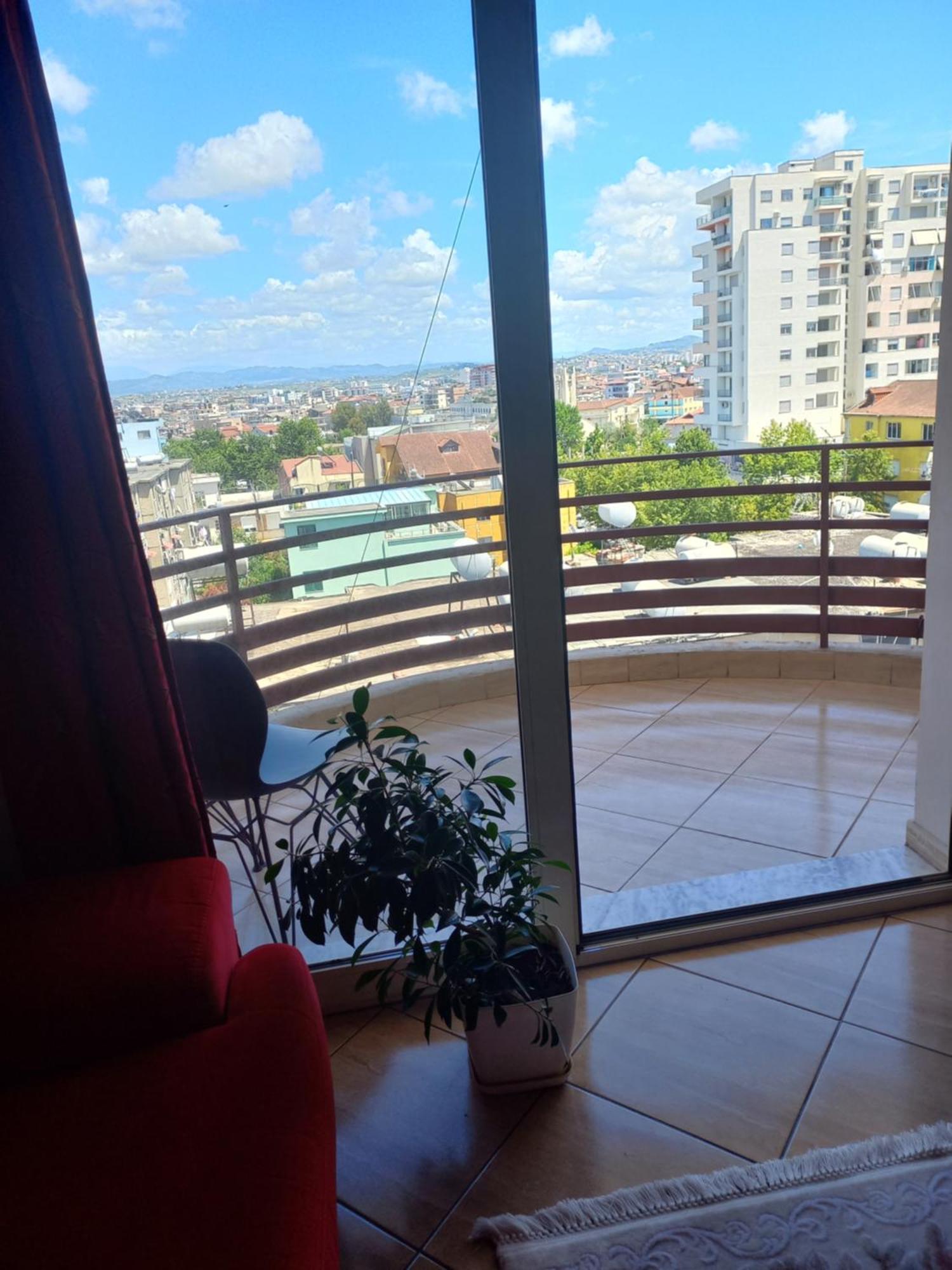 Flodril Appartment Durres Bagian luar foto