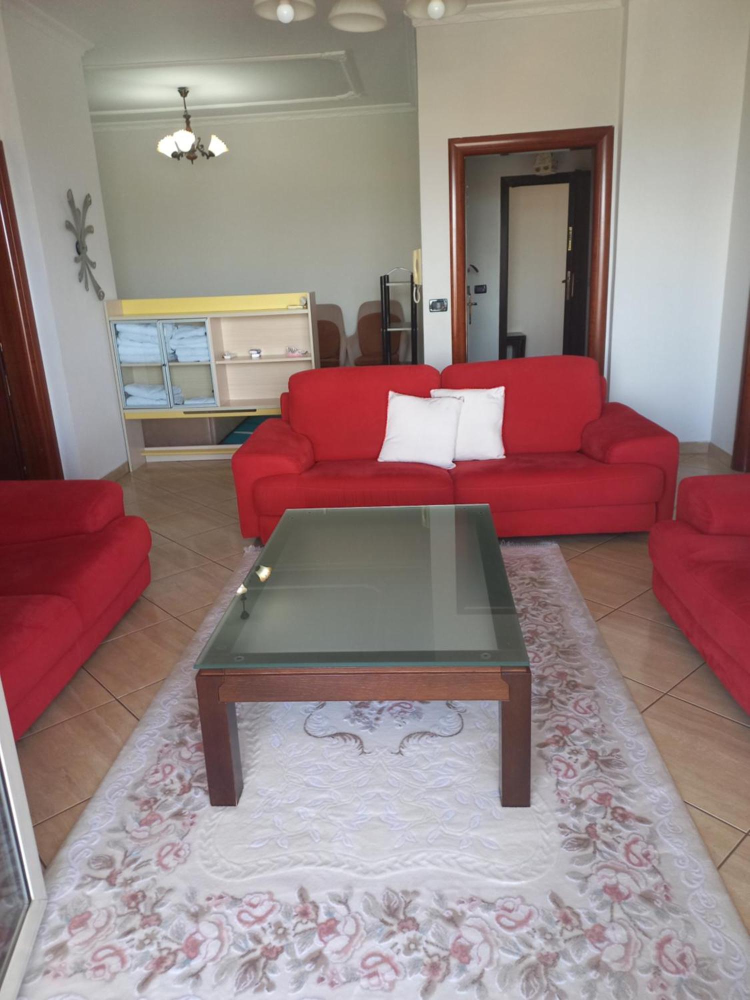 Flodril Appartment Durres Bagian luar foto